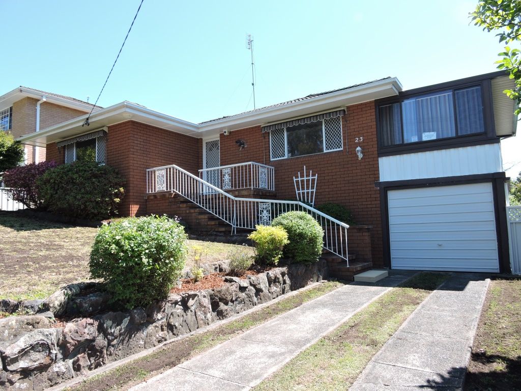 23 Joyce Avenue, WYOMING NSW 2250
