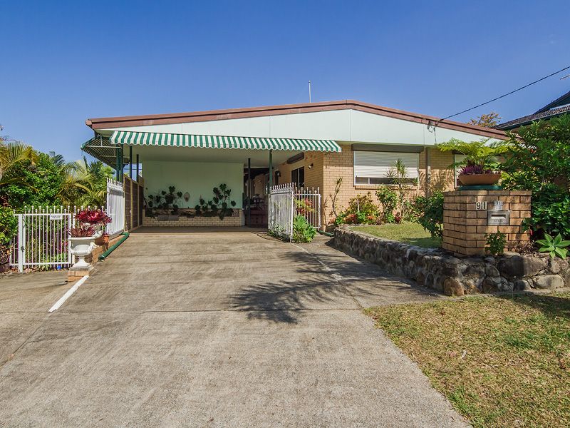 91 Ridgeway Avenue, SOUTHPORT, QLD 4215