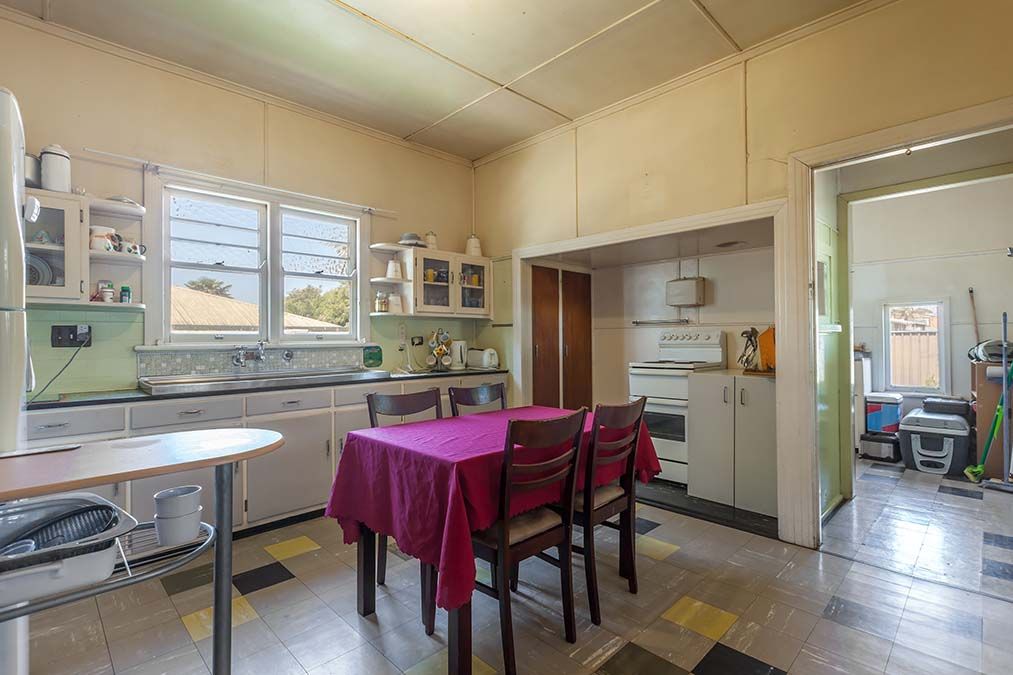 30 Joyce Street, South Toowoomba, QLD 4350
