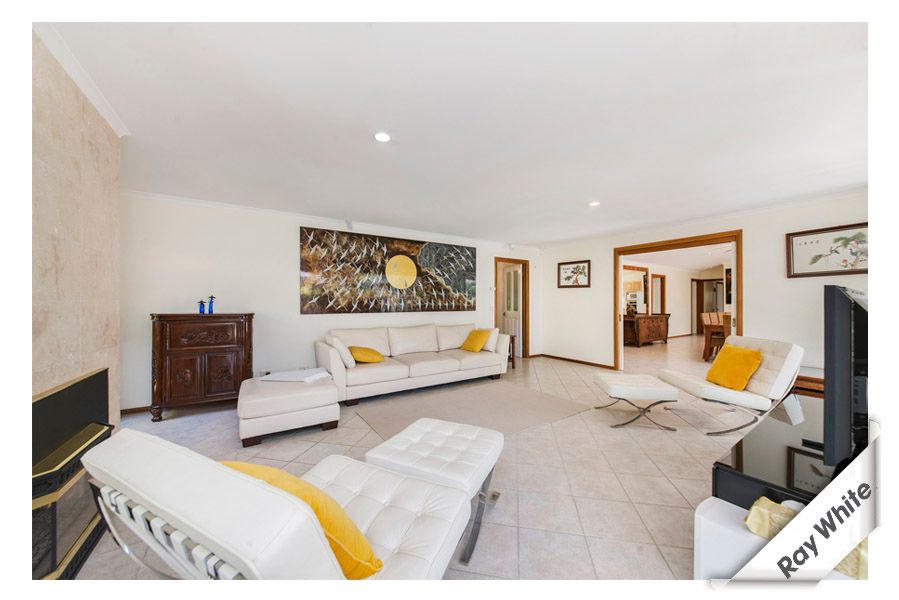2 Whiteside Court, NICHOLLS, ACT 2913