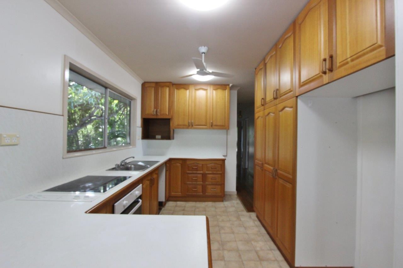 102 Moore Street, TRINITY BEACH, QLD 4879