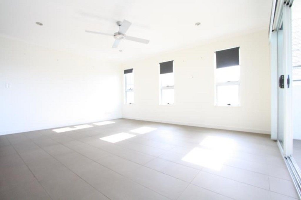 1602/67 Linton Street, WOOLLOONGABBA, QLD 4102