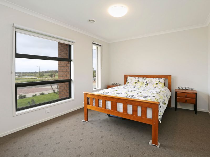 18 Drift Lane, ARMSTRONG CREEK, VIC 3217