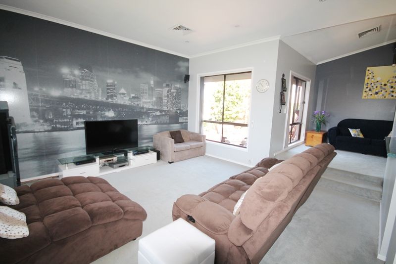 66 Hinchinbrook Drive, HINCHINBROOK, NSW 2168