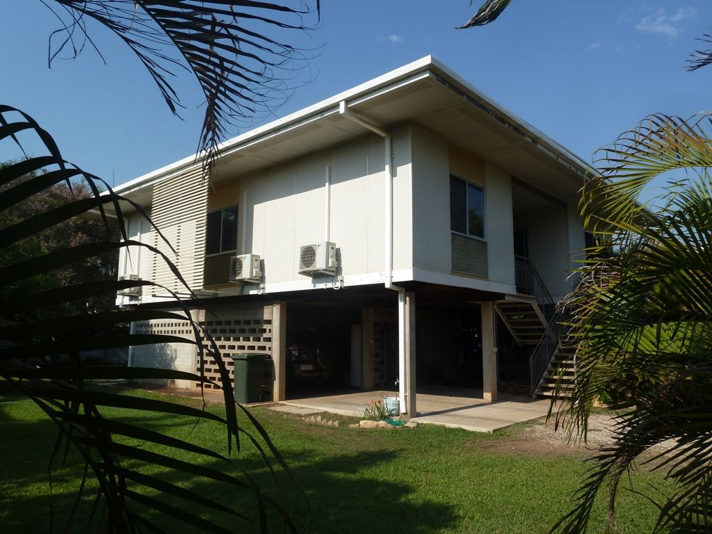 33 Clarke Crescent, KATHERINE NT 0850
