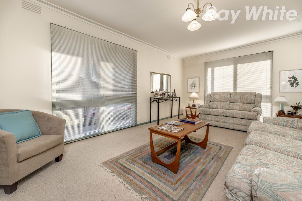 6 Chester Place, BUNDOORA, VIC 3083