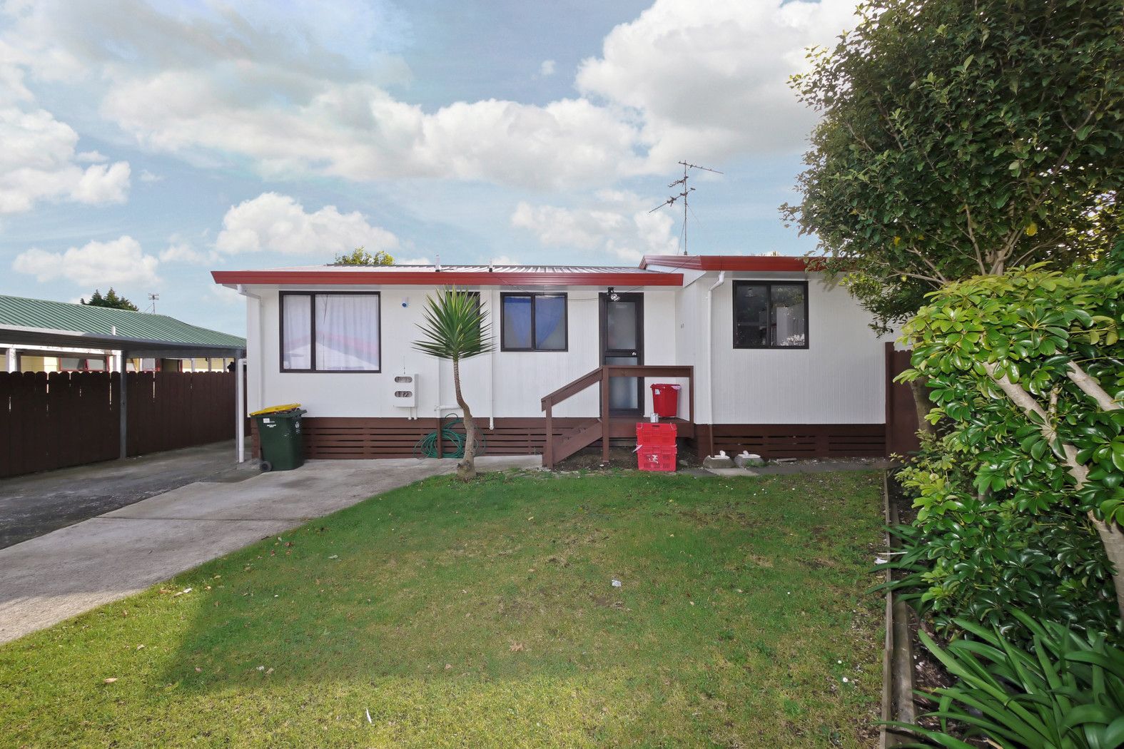 4/7 Barneys Farm Road, Clendon Park, Manukau City