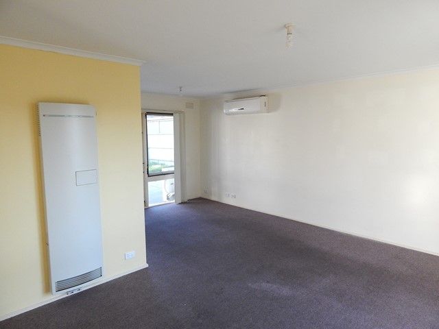 219 Mahoneys Road, RESERVOIR, VIC 3073