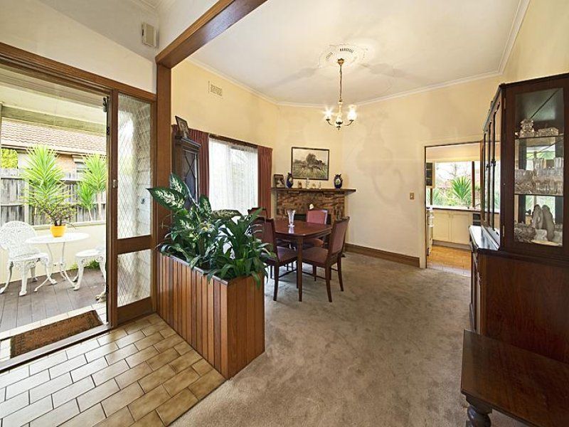 25 Turner Avenue, GLEN HUNTLY, VIC 3163