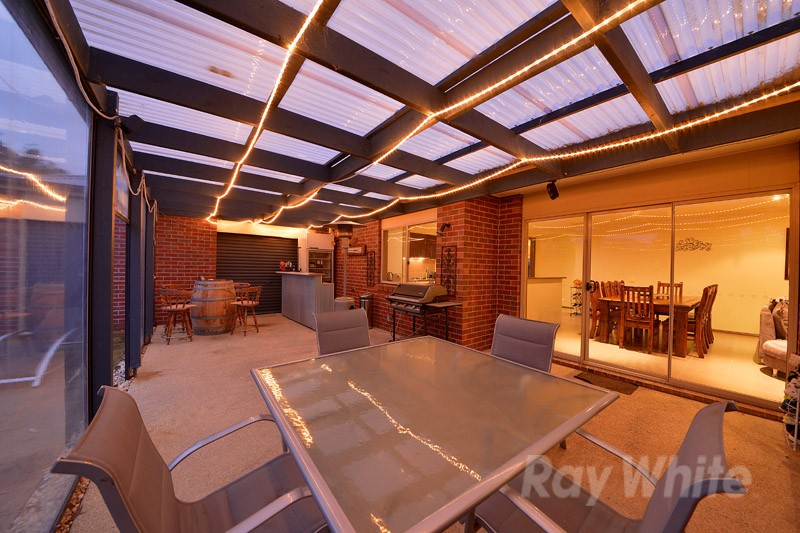 6 Railway Road, FERNTREE GULLY, VIC 3156