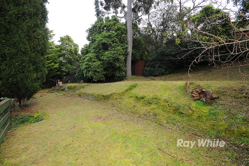 22 Craig Avenue, FERNTREE GULLY, VIC 3156