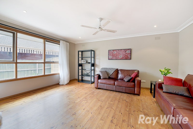 17 Clow Avenue, UPPER FERNTREE GULLY, VIC 3156