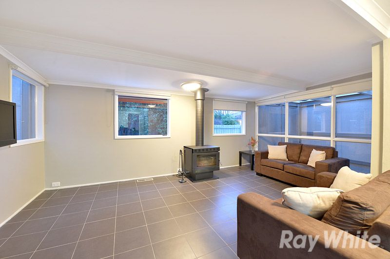 104 Cambden Park Parade, FERNTREE GULLY, VIC 3156