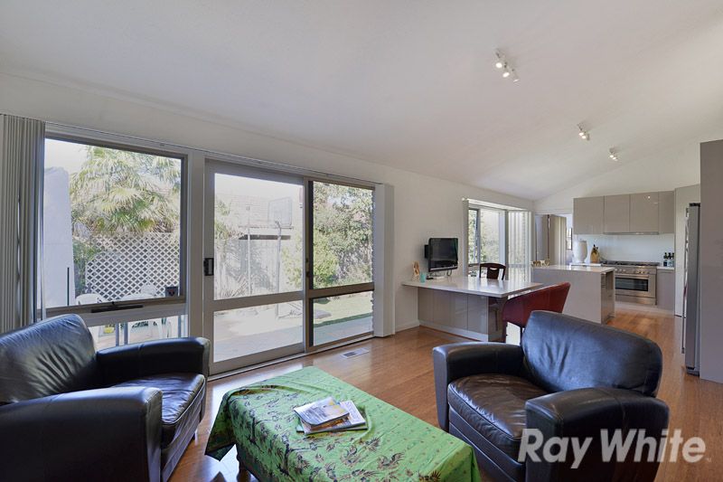 48 Milpera Crescent, WANTIRNA, VIC 3152