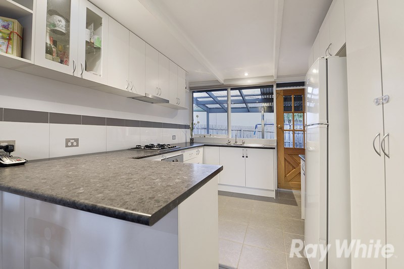 1/40 Cinerea Avenue, FERNTREE GULLY, VIC 3156