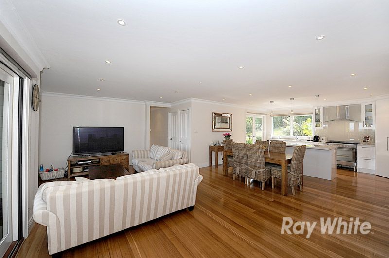 15 Boundary Road West, EMERALD, VIC 3782