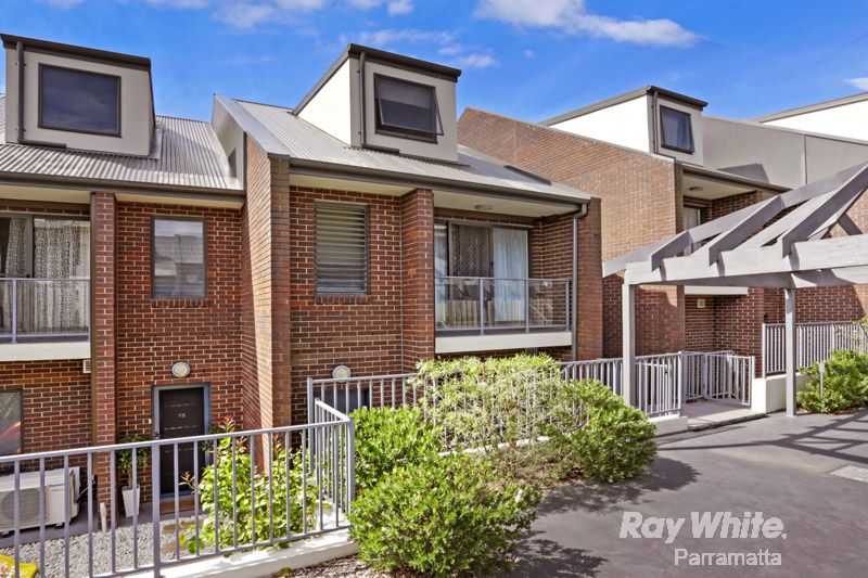 10-12 Carver Place, DUNDAS VALLEY NSW 2117