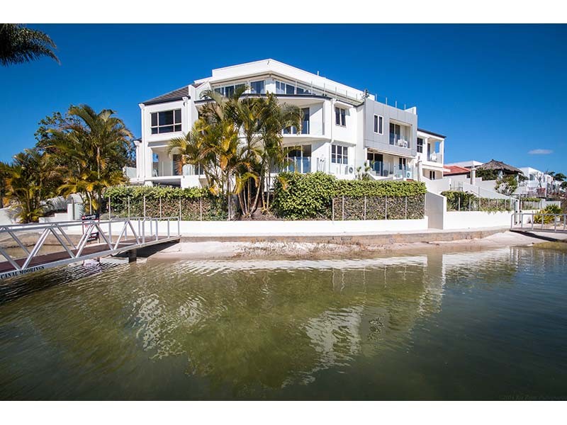 3/15A Vespa Crescent, SURFERS PARADISE, QLD 4217