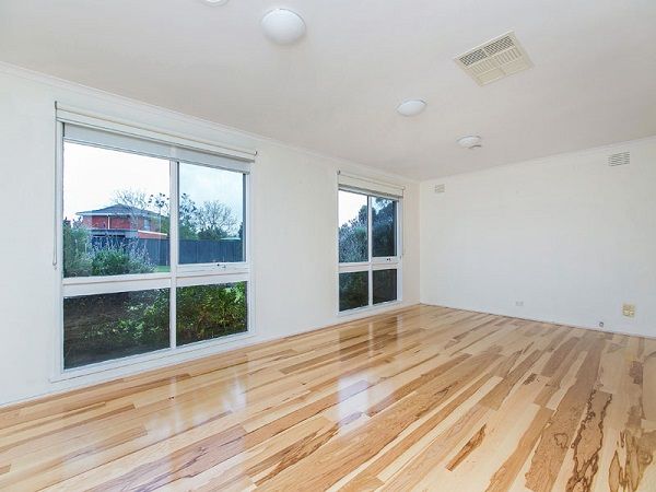 4 Hobsons Place, DINGLEY VILLAGE, VIC 3172