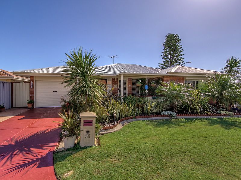 38 Requa Crescent, WARNBRO WA 6169