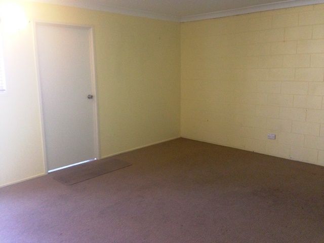 4/3 Kingfisher Parade, NORMAN GARDENS, QLD 4701