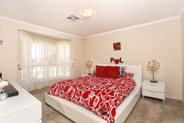 51 Douglas Drive, MUNNO PARA, SA 5115