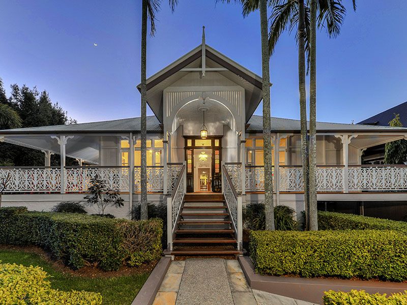 15 OXLADE Drive, NEW FARM, QLD 4005