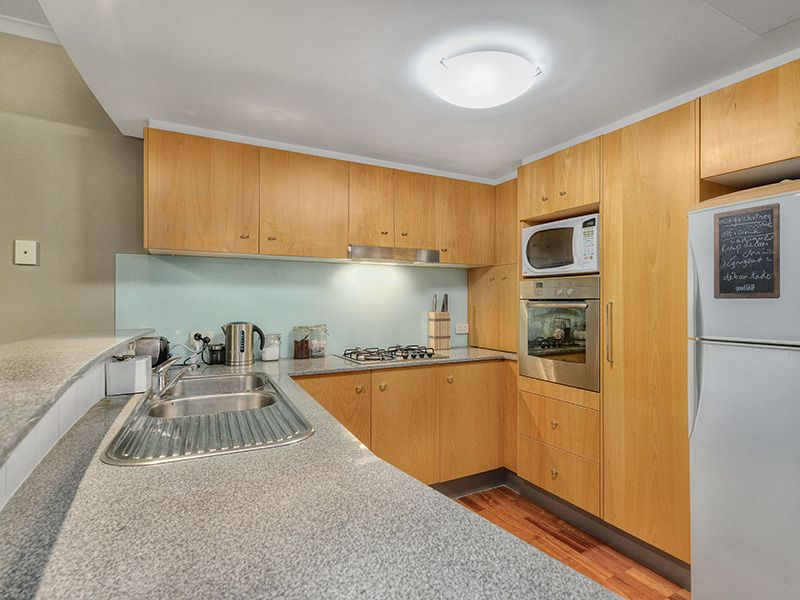 216/1 Gray Street, NEW FARM, QLD 4005