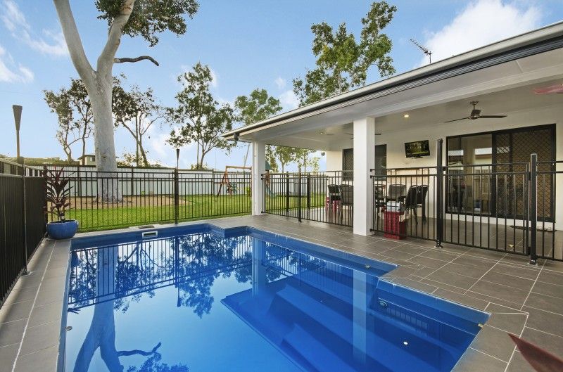 9 Dugong Court, BUSHLAND BEACH QLD 4818