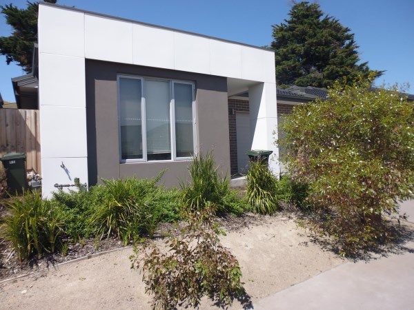 13 Blossom Way, CARRUM DOWNS, VIC 3201
