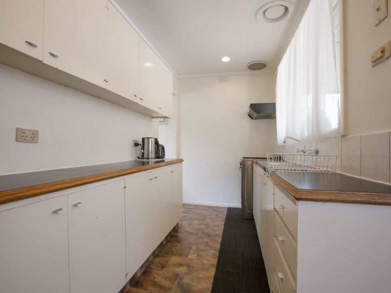 126 Rosemary Crescent, FRANKSTON NORTH, VIC 3200