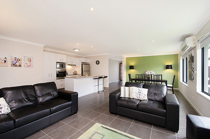 11 Barwon Crescent, SIPPY DOWNS, QLD 4556