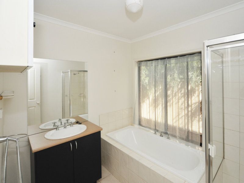 99 Goynes Road, EPSOM, VIC 3551