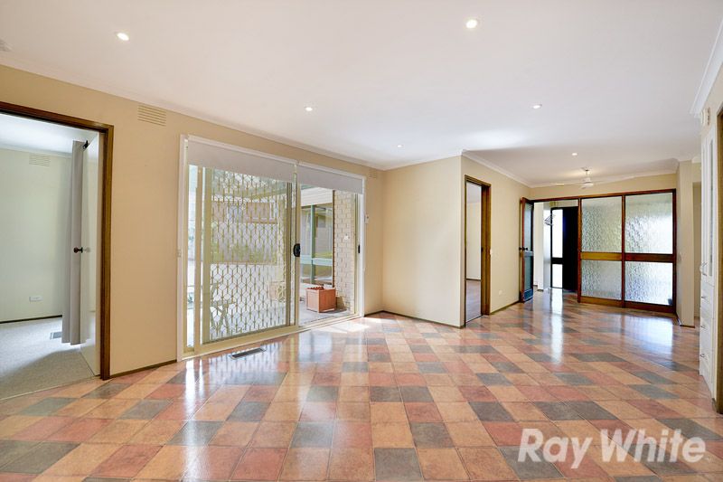 4 Picasso Court, WHEELERS HILL, VIC 3150