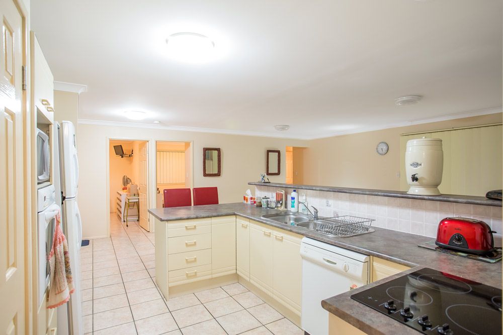 54 Voyagers Drive, BANKSIA BEACH, QLD 4507