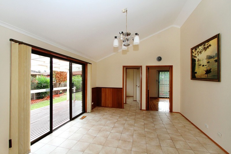 38 Blossom Park Drive, MILL PARK, VIC 3082
