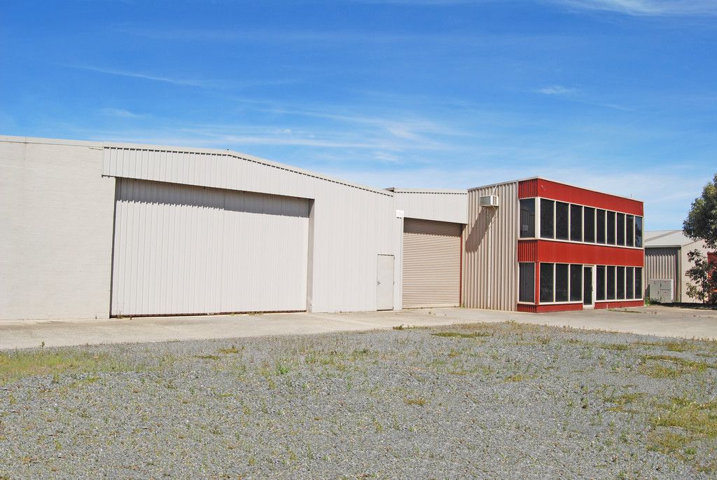129-131 and 133 Learmonth Street, Alfredton, VIC 3350
