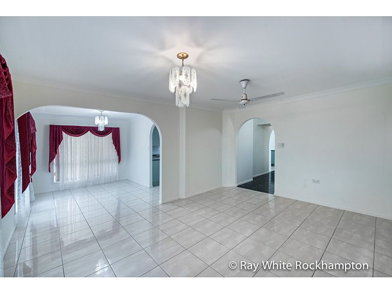 10 Sandalwood Street, Norman Gardens, QLD 4701