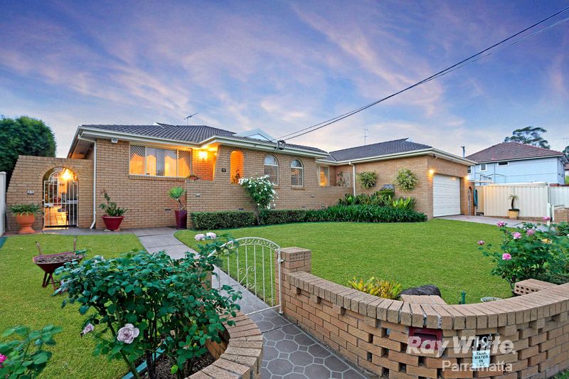 19 Thorne Avenue, Pendle Hill, NSW 2145
