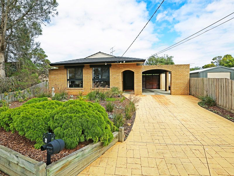 4 Garyth Court, Belmont, VIC 3216