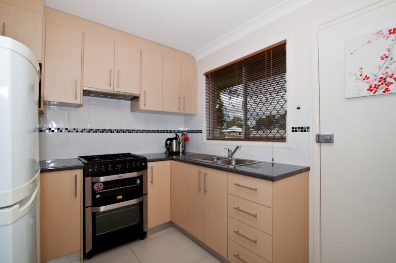 2/49 Golf Links Road, ROCKLEA, QLD 4106