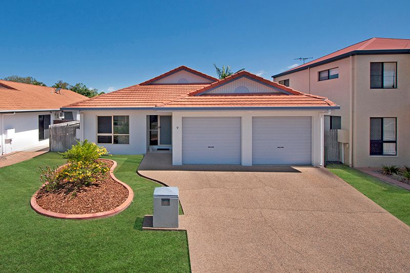 7 Lakeview Court, Kirwan QLD 4817
