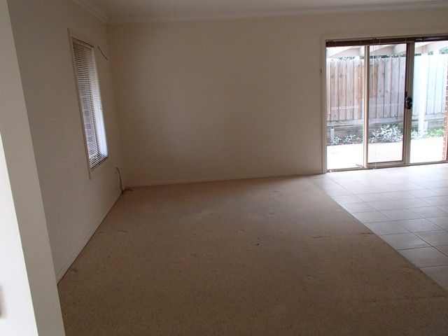 2/3 Laura Avenue, BELMONT, VIC 3216