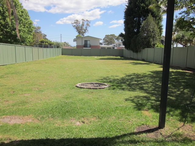 17 Chipilly Avenue, ENGADINE, NSW 2233