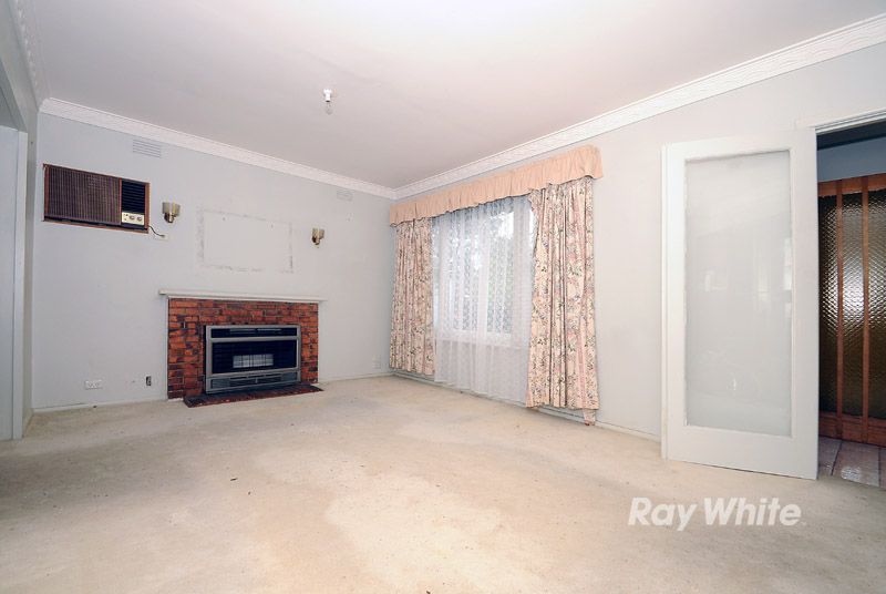 8 Bunnett Road, Knoxfield, VIC 3180