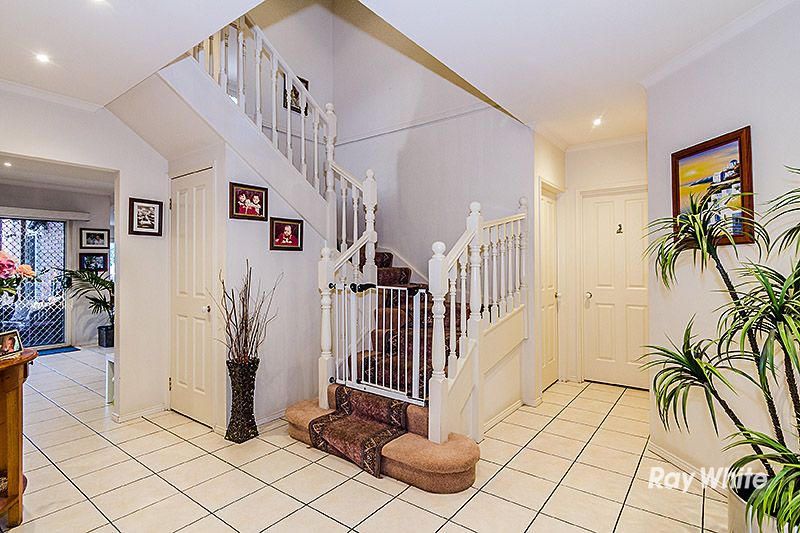 12 Sugarloaf Avenue, Lynbrook, VIC 3975