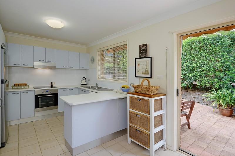 2/23B Bouvardia Street, Asquith, NSW 2077
