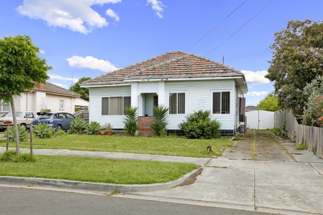 17 Suffolk Street, RESERVOIR, VIC 3073