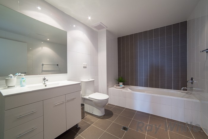 W604/38 Smart Street, Charlestown, NSW 2290