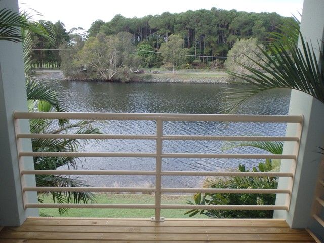 126/215 Cottesloe Drive, Mermaid Waters, QLD 4218
